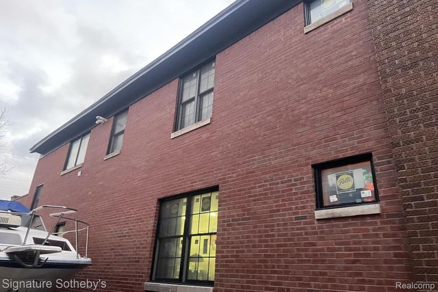 1991 Calvert Street, Detroit, MI 48206