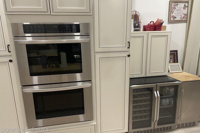 1991 Calvert Street, Detroit, MI 48206