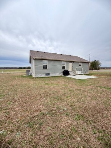 542 Aedc Lakeview Rd, Estill Springs, TN 37330