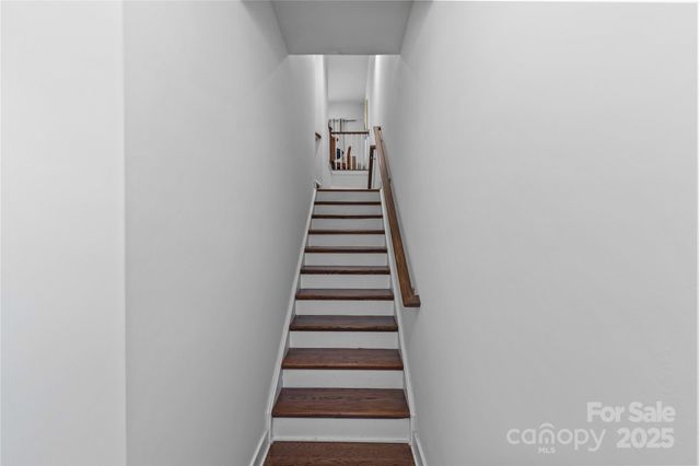 1834 Shumard Lane, Charlotte, NC 28205