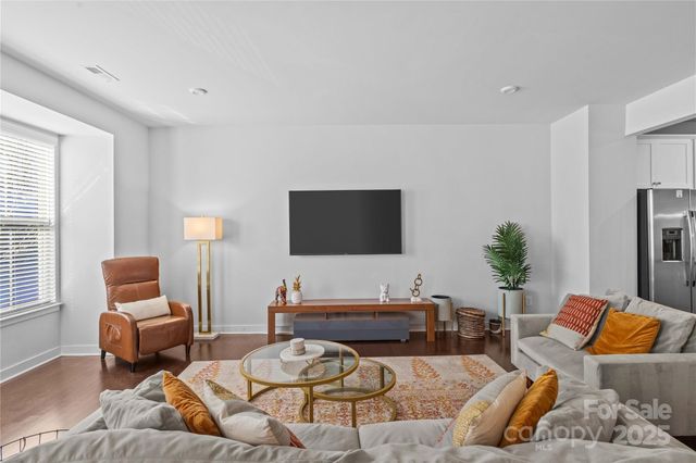 1834 Shumard Lane, Charlotte, NC 28205