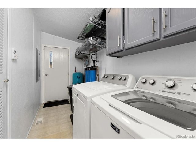 2205 James Park Trl, Loveland, CO 80537