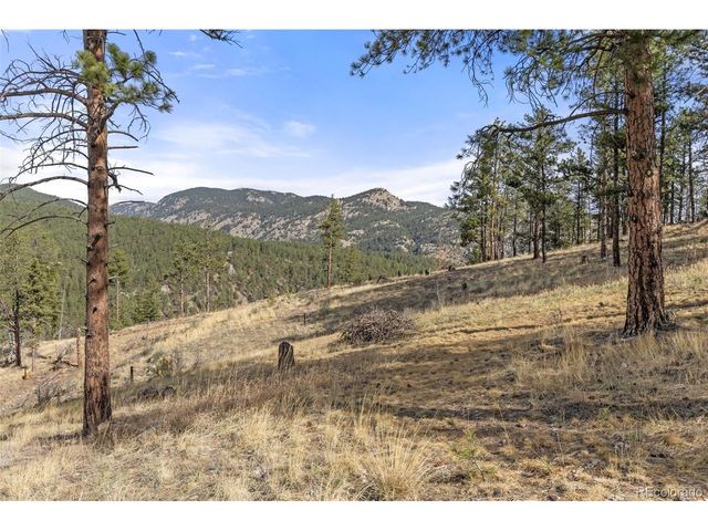 2205 James Park Trl, Loveland, CO 80537