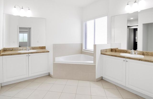 5051 SW 163rd Court, Miami, FL 33185