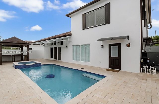 5051 SW 163rd Court, Miami, FL 33185