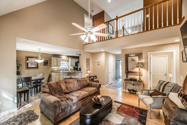 813 Travis Springs Dr, Madison, TN 37115