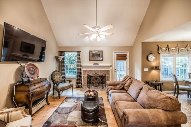 813 Travis Springs Dr, Madison, TN 37115