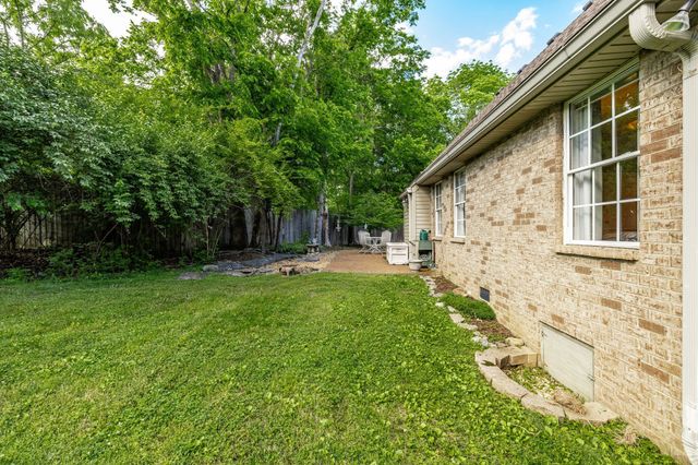 813 Travis Springs Dr, Madison, TN 37115