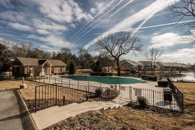 813 Travis Springs Dr, Madison, TN 37115