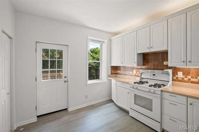 3850 Detonty Street, St Louis, MO 63110