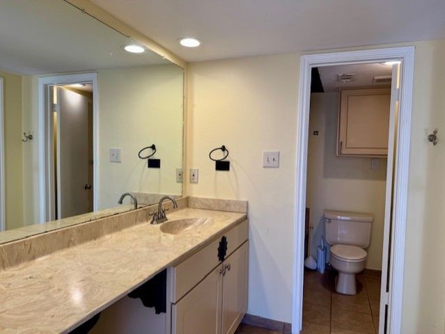 2733 Silver Creek Drive 205, Arlington, TX 76006