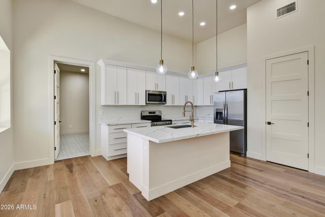 5579 S Alameda Road, Gold Canyon, AZ 85118