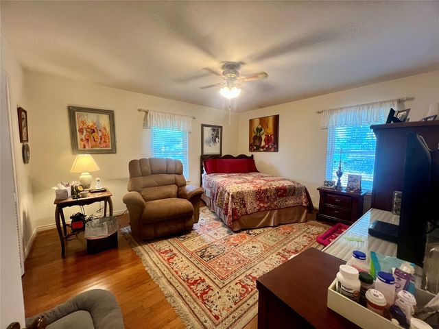 7334 Daingerfield Drive, Dallas, TX 75227