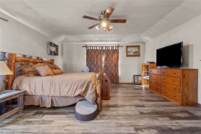 262 N Cheyenne Trail, Springtown, TX 76082