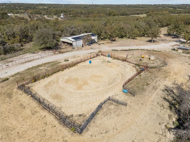 262 N Cheyenne Trail, Springtown, TX 76082