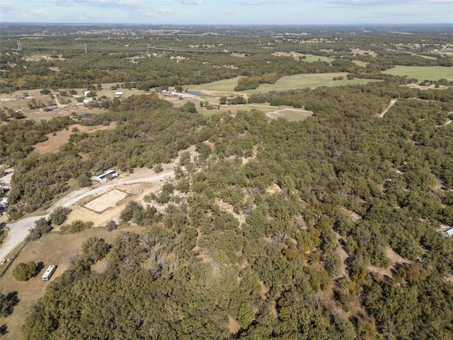 262 N Cheyenne Trail, Springtown, TX 76082