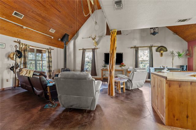 262 N Cheyenne Trail, Springtown, TX 76082