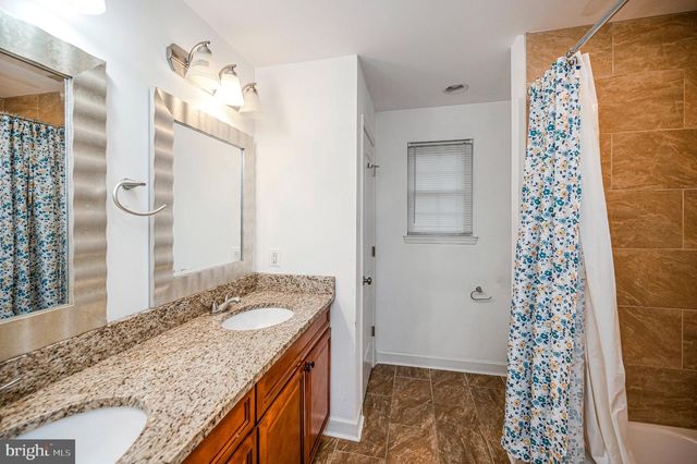 616 LAKEVIEW PKWY, Locust Grove, VA 22508