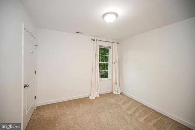 616 LAKEVIEW PKWY, Locust Grove, VA 22508