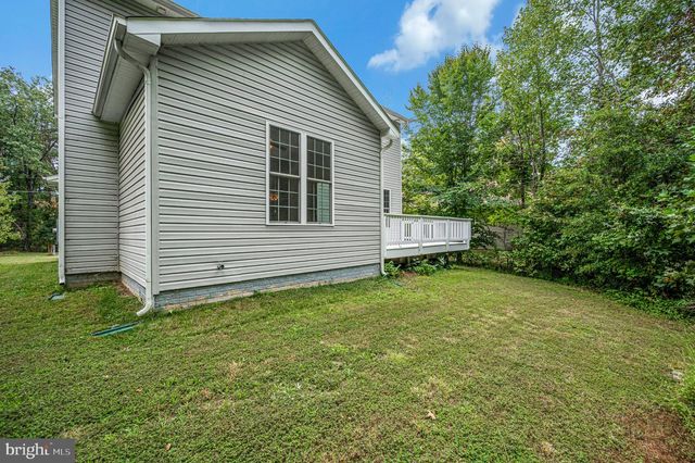 616 LAKEVIEW PKWY, Locust Grove, VA 22508