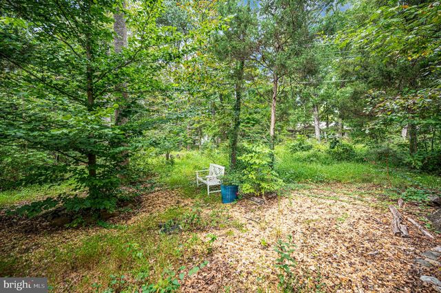 616 LAKEVIEW PKWY, Locust Grove, VA 22508