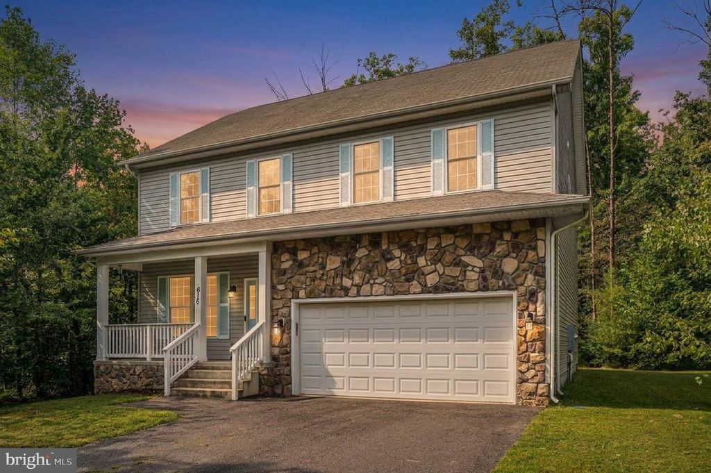 616 LAKEVIEW PKWY, Locust Grove, VA 22508
