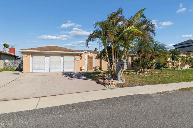 9900 ISLAND HARBOR DRIVE, Port Richey, FL 34668