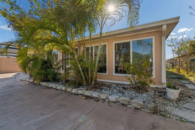 9900 ISLAND HARBOR DRIVE, Port Richey, FL 34668