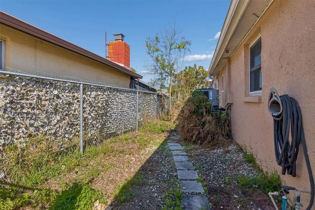 9900 ISLAND HARBOR DRIVE, Port Richey, FL 34668