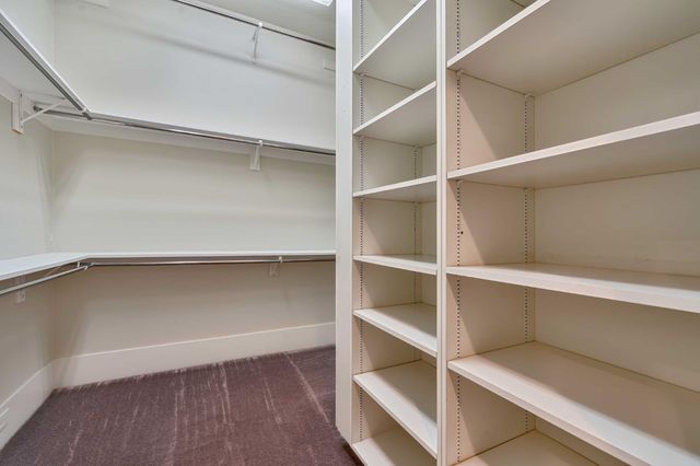 7529 Pineridge Ln, Fair Oaks, CA 95628