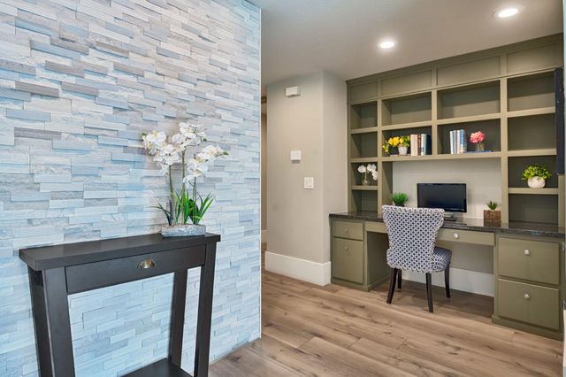 7529 Pineridge Ln, Fair Oaks, CA 95628