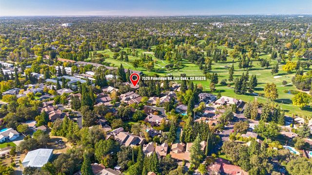 7529 Pineridge Ln, Fair Oaks, CA 95628