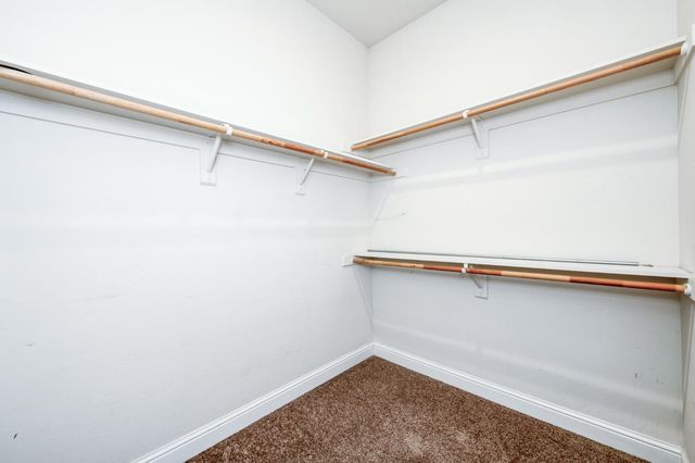 4160 N Newport Bay, Clovis, CA 93619