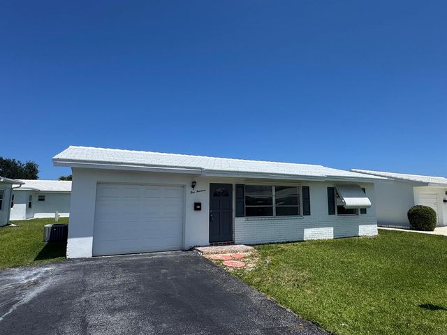 514 SW 20th Street, Boynton Beach, FL 33426