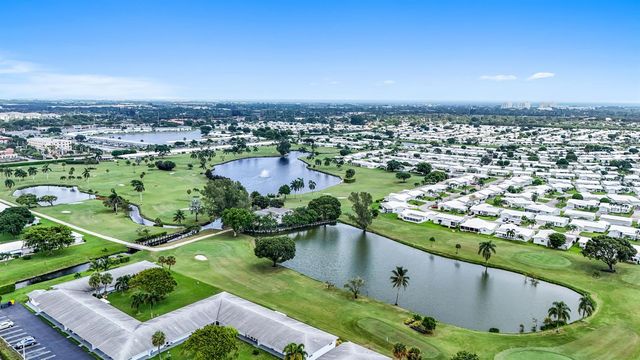 514 SW 20th Street, Boynton Beach, FL 33426