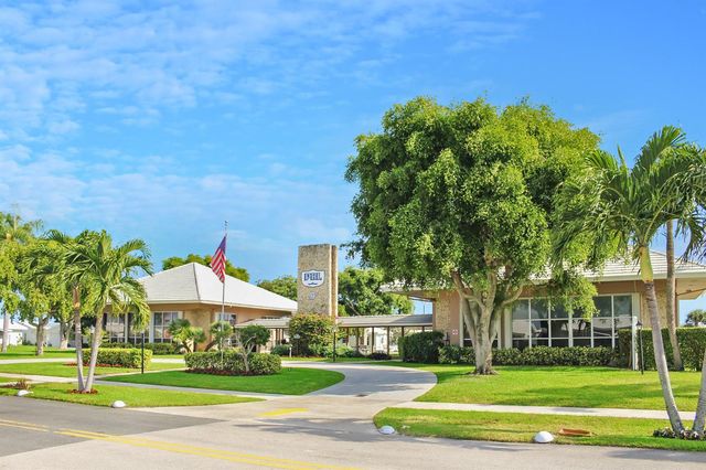 514 SW 20th Street, Boynton Beach, FL 33426