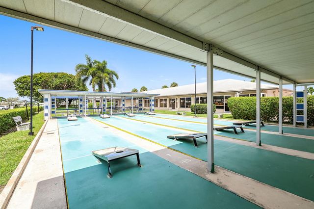 514 SW 20th Street, Boynton Beach, FL 33426