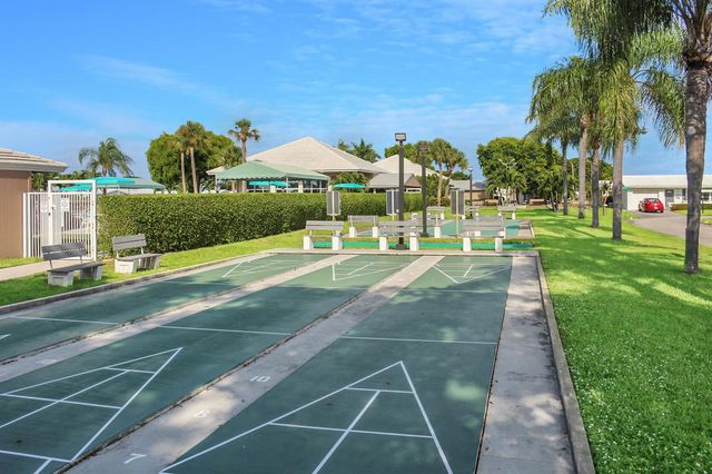 514 SW 20th Street, Boynton Beach, FL 33426
