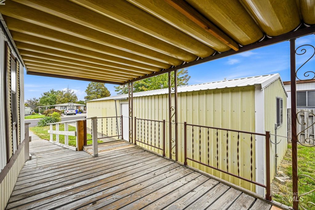 912 Pine Street, Lewiston, ID 83501 photo 2