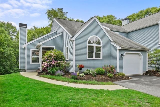 345 Bishops Forest Dr 345, Waltham, MA 02452