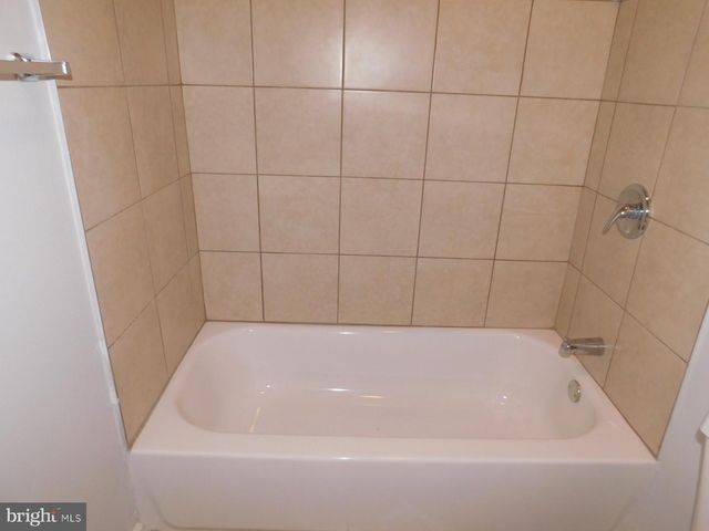 1105 N 42ND ST, Philadelphia, PA 19104