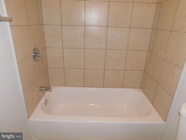 1105 N 42ND ST, Philadelphia, PA 19104
