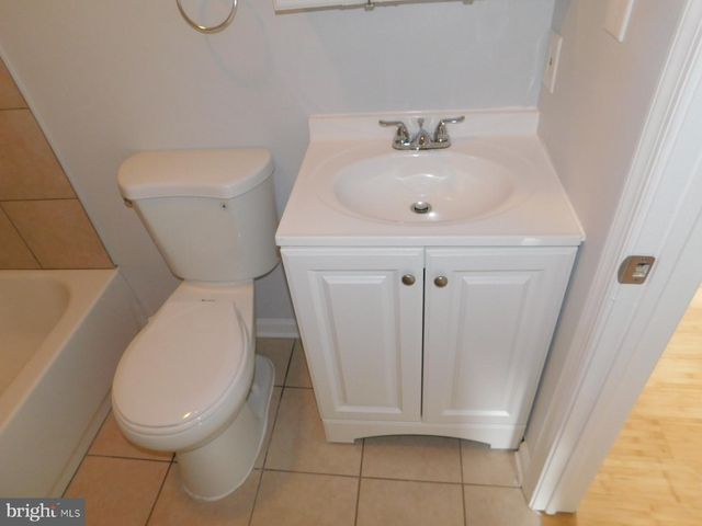1105 N 42ND ST, Philadelphia, PA 19104