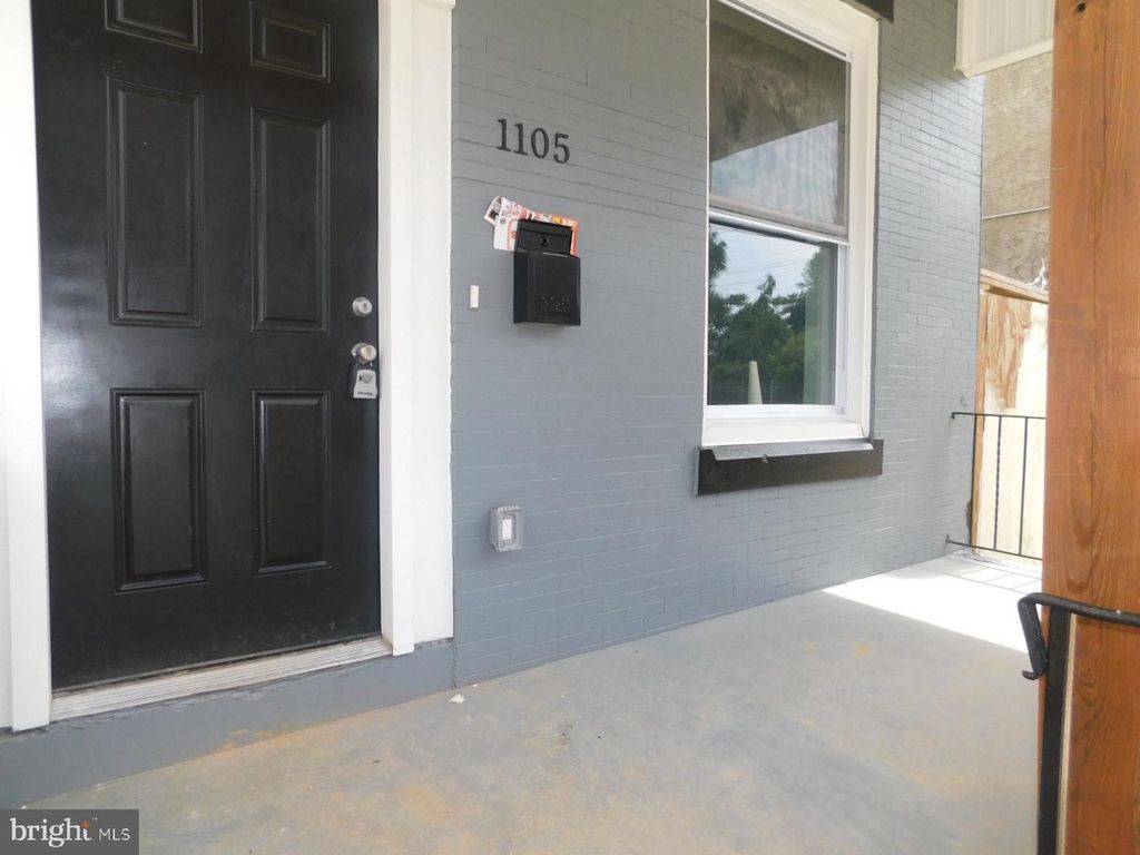1105 N 42ND ST, Philadelphia, PA 19104
