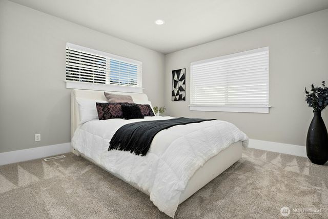 19028 175th Place SE, Renton, WA 98058