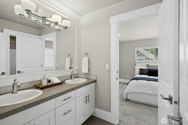 19028 175th Place SE, Renton, WA 98058