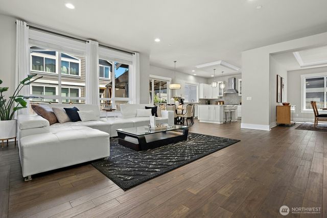 19028 175th Place SE, Renton, WA 98058