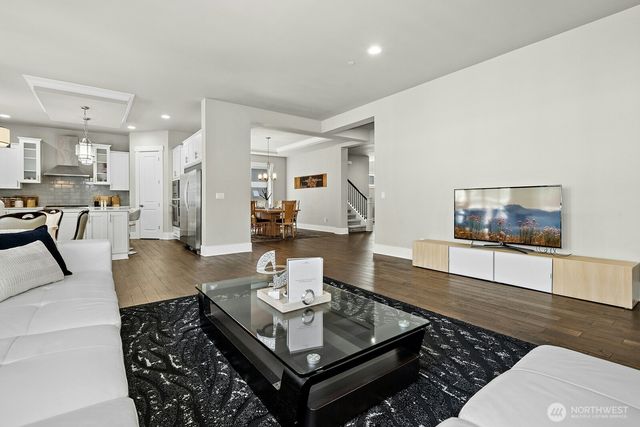 19028 175th Place SE, Renton, WA 98058