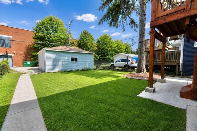 4717 N Keystone Avenue, Chicago, IL 60630