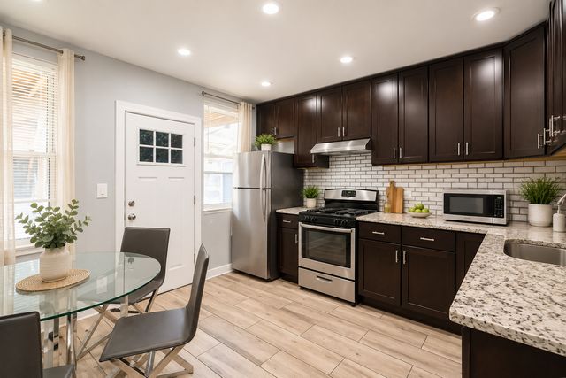 4717 N Keystone Avenue, Chicago, IL 60630